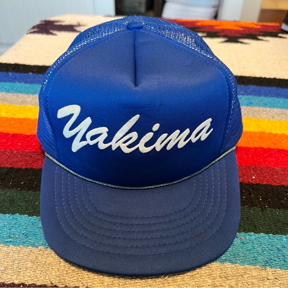 Vintage AmaPro Yakima SnapBack Trucker Hat